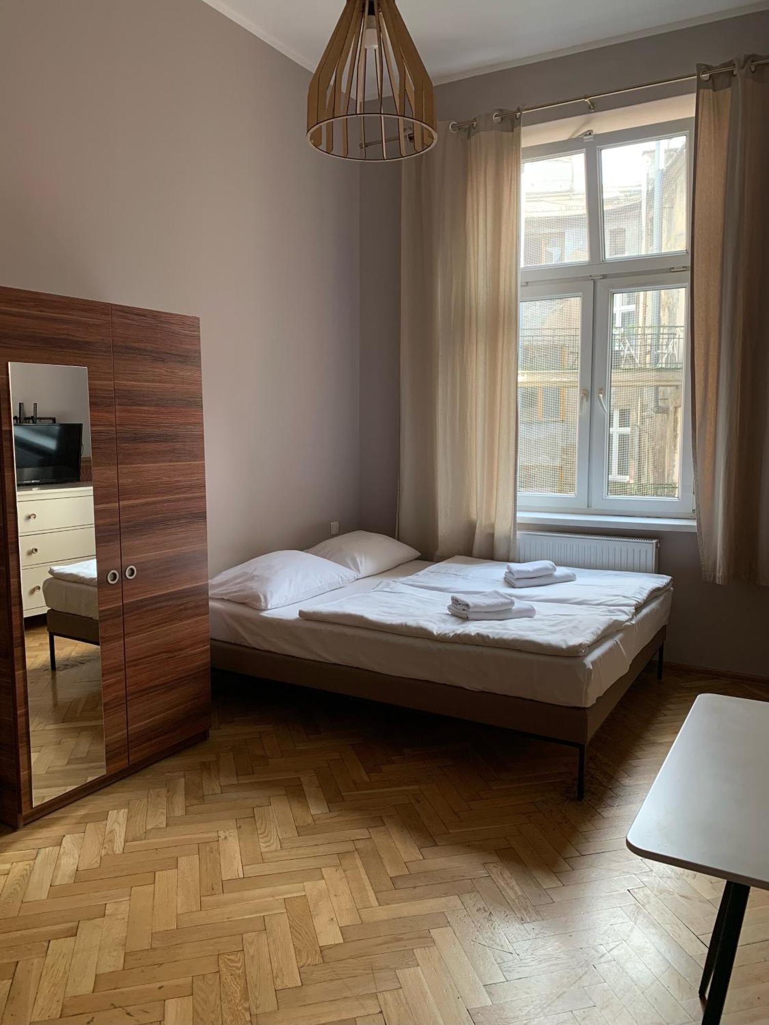 Apartament Gold Jasmine Apartment Krakow Ngoại thất bức ảnh