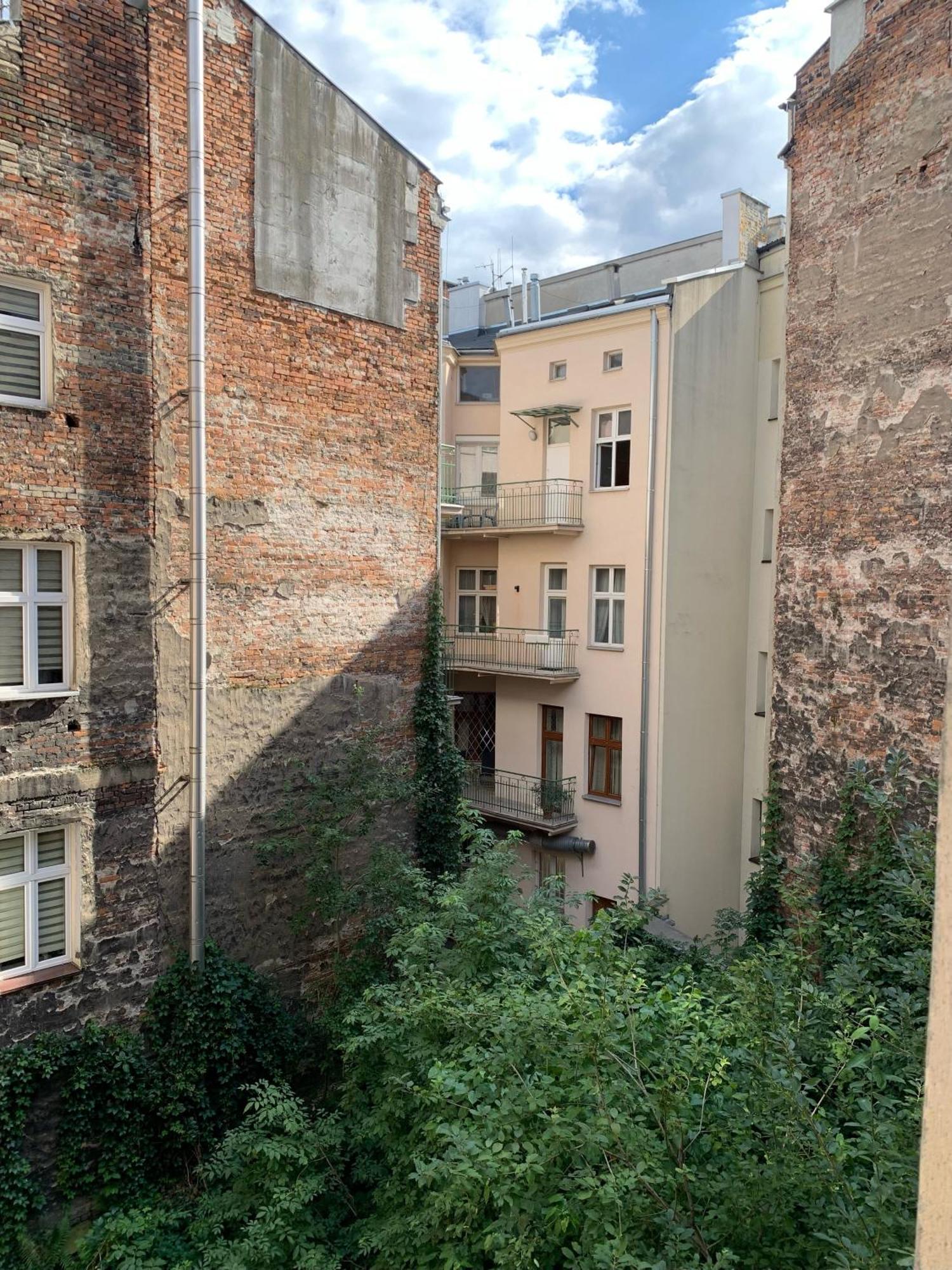Apartament Gold Jasmine Apartment Krakow Ngoại thất bức ảnh