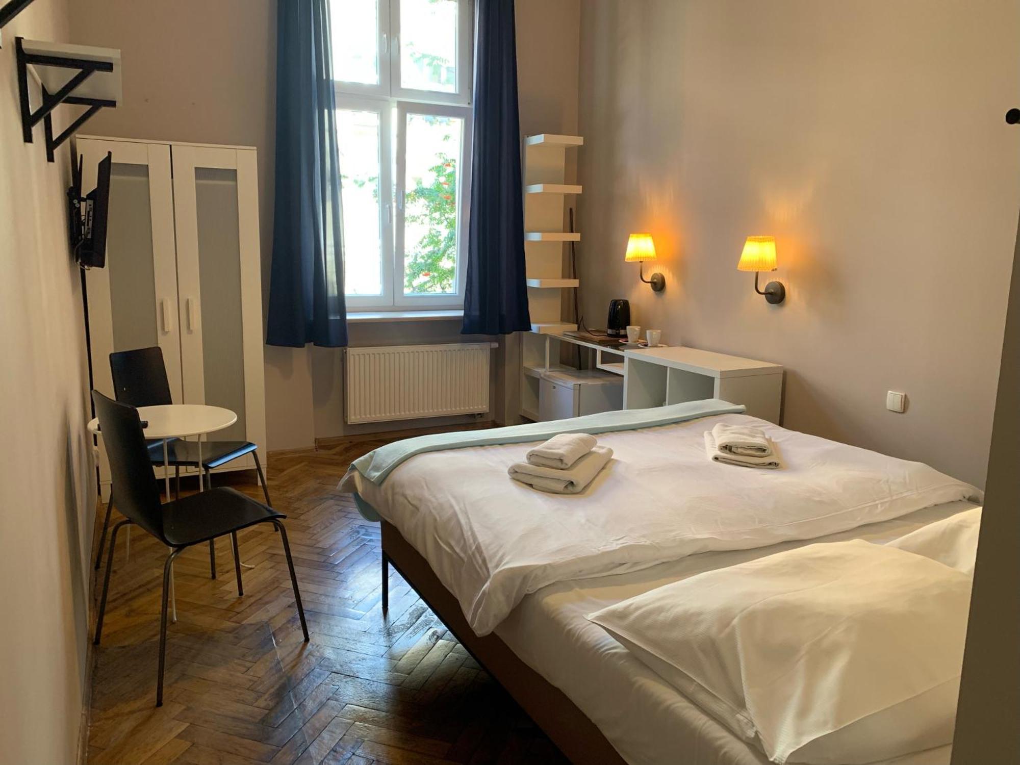 Apartament Gold Jasmine Apartment Krakow Ngoại thất bức ảnh